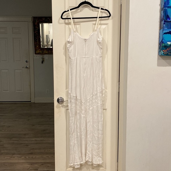 Boho White Sleeveless Maxi Dress w/Adjustable Straps and Crochet details size S - Picture 5 of 8